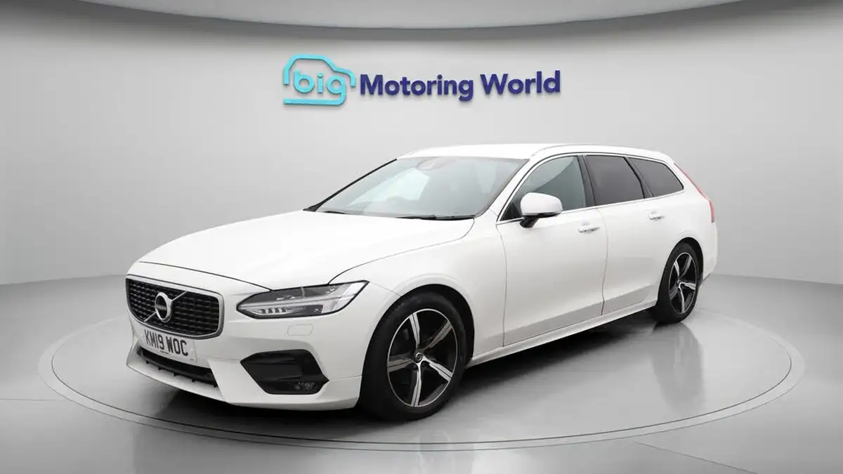2019-volvo-v90-20td-d4-r-design-big-3