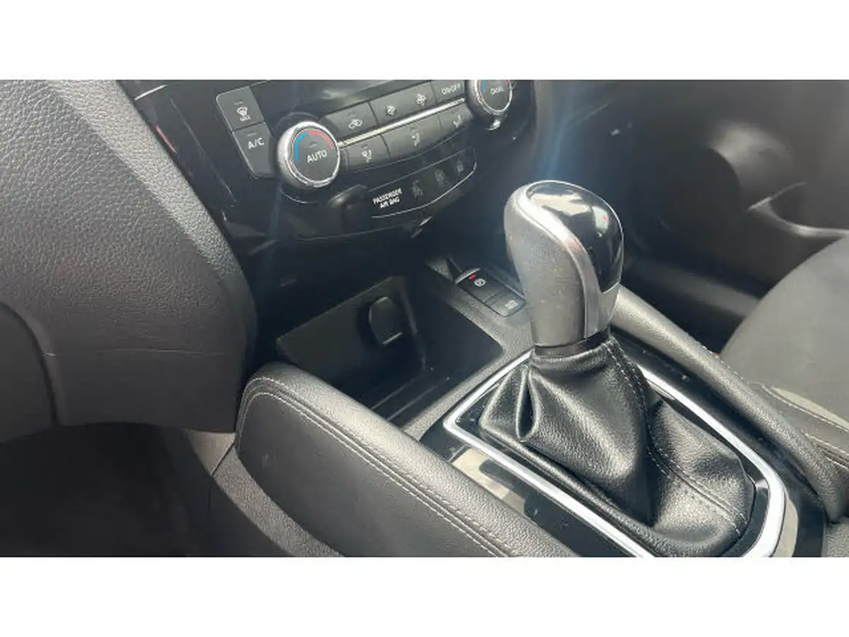 2019-nissan-qashqai-13-dig-t-acenta-premium-160ps-dct-big-12