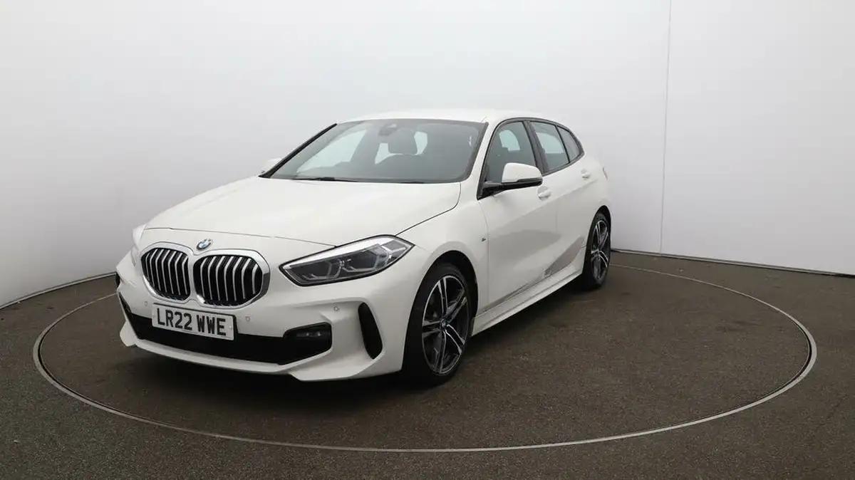 2022-bmw-1-series-15-118i-m-sport-lcp-dct-big-37