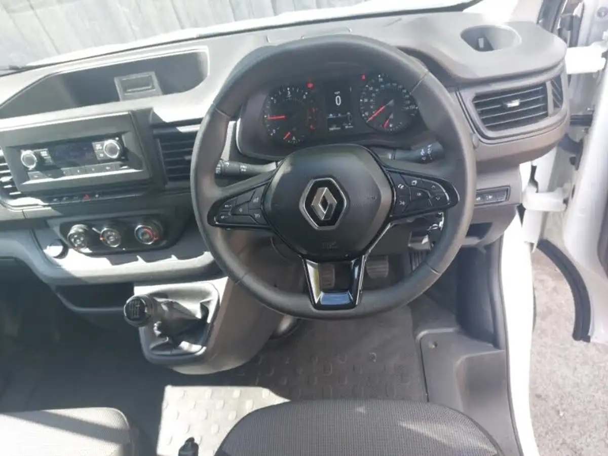 2022-renault-trafic-20dci-sl28-130-business-big-6