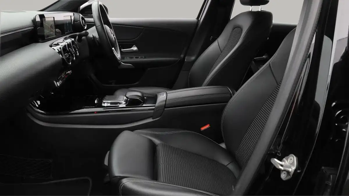 2018-mercedes-benz-a-class-15d-a180d-sport-116ps-ss-hatchback-5d-7g-dct-big-14