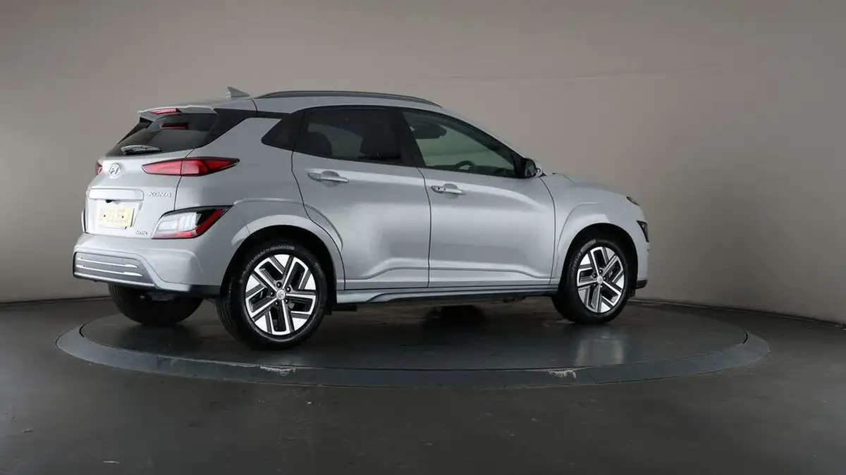 2022-hyundai-kona-e-premium-204ps-64kwh-7kw-obc-big-67
