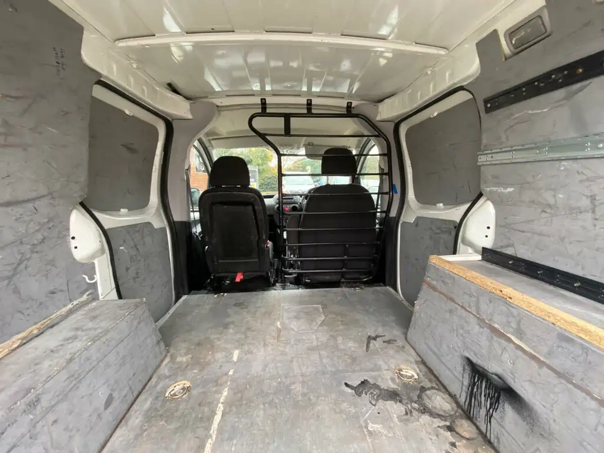 2015-fiat-fiorino-13jtd-cargo-sx-comfort-matic-big-31