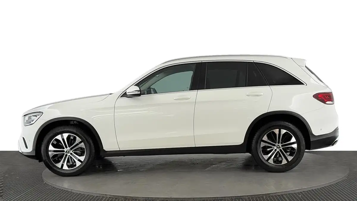 2020-mercedes-benz-glc-class-20d-glc220d-sport-big-6