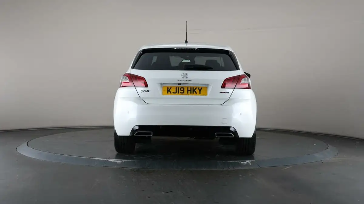 2019-peugeot-308-15-bluehdi-gt-line-big-35