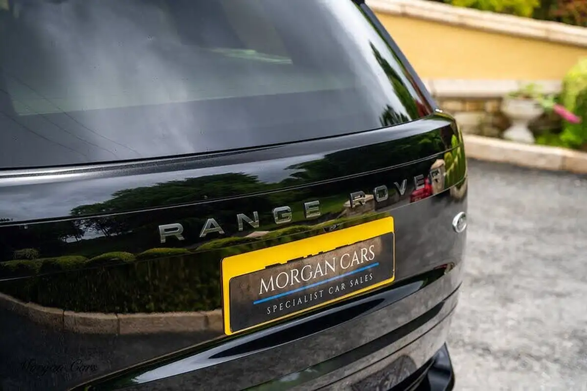 2022-land-rover-range-rover-30-p400-autobiography-big-19