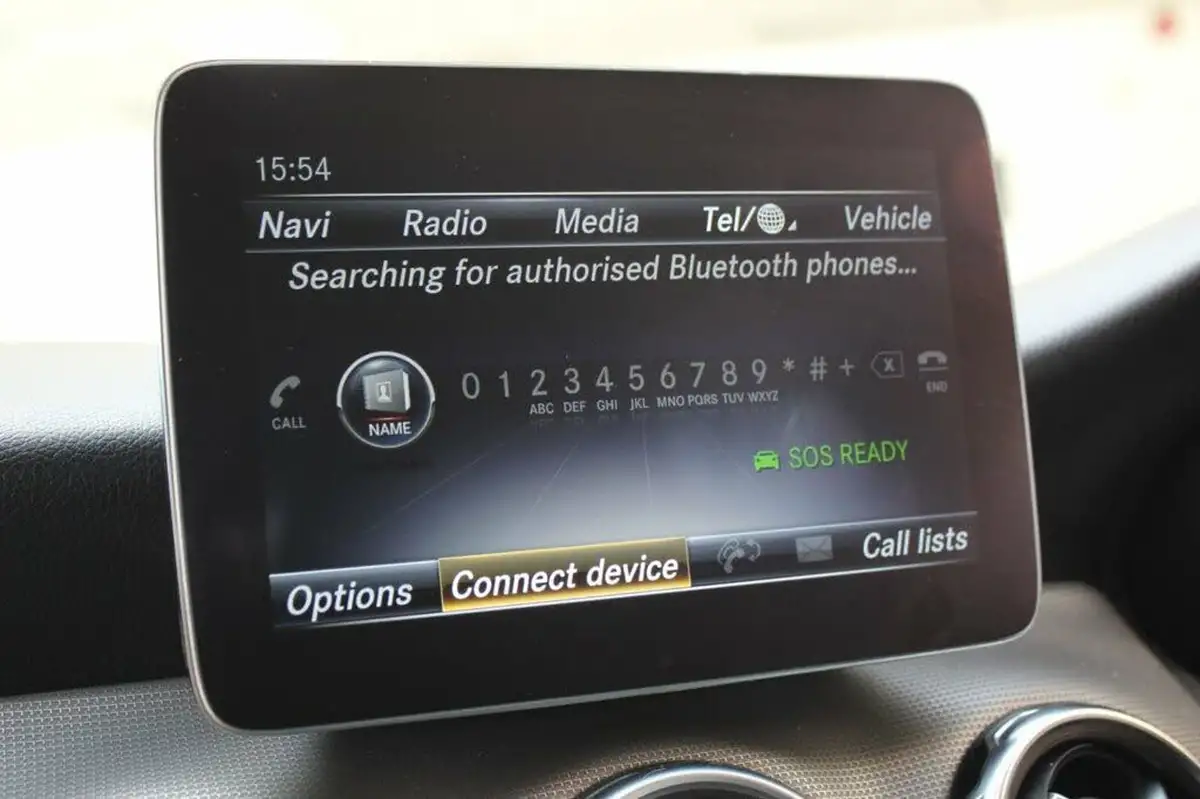 2019-mercedes-benz-gla-class-16-gla-180-urban-edition-ss-big-24