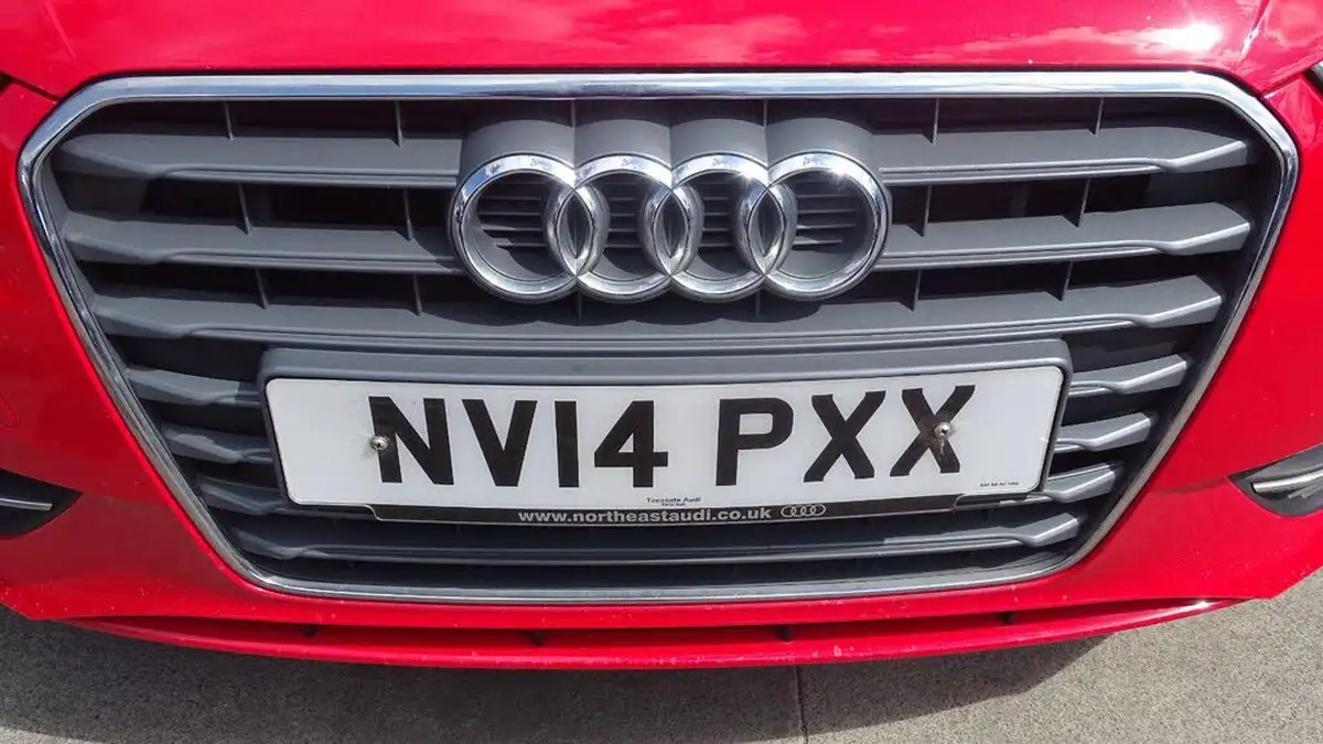 2014-audi-a3-20-tdi-se-sportback-5d-1968cc-s-tronic-big-16
