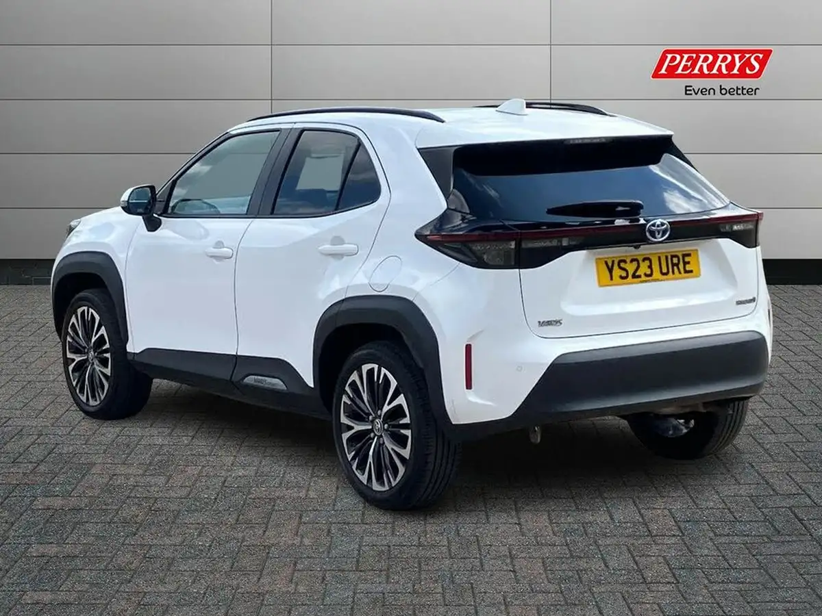 2023-toyota-yaris-cross-15-vvt-i-excel-awd-i-big-1