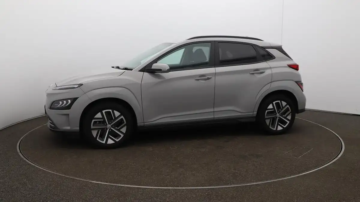 2022-hyundai-kona-e-premium-204ps-64kwh-7kw-obc-big-66