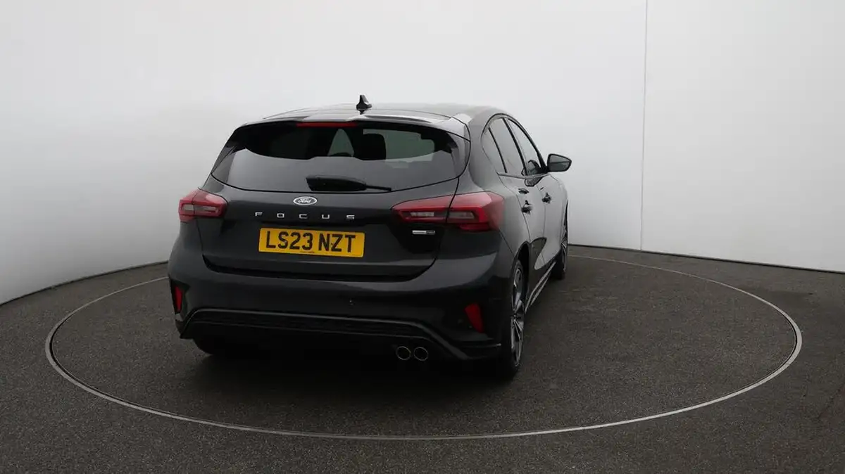 2023-ford-focus-10t-st-line-vignale-125ps-hybrid-mhev-hatchback-powershift-big-57