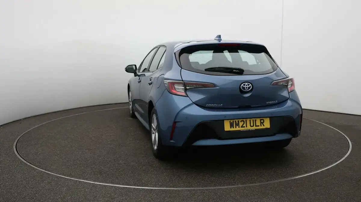 2021-toyota-corolla-18-vvt-i-icon-tech-spare-wheel-hatchback-5d-big-60