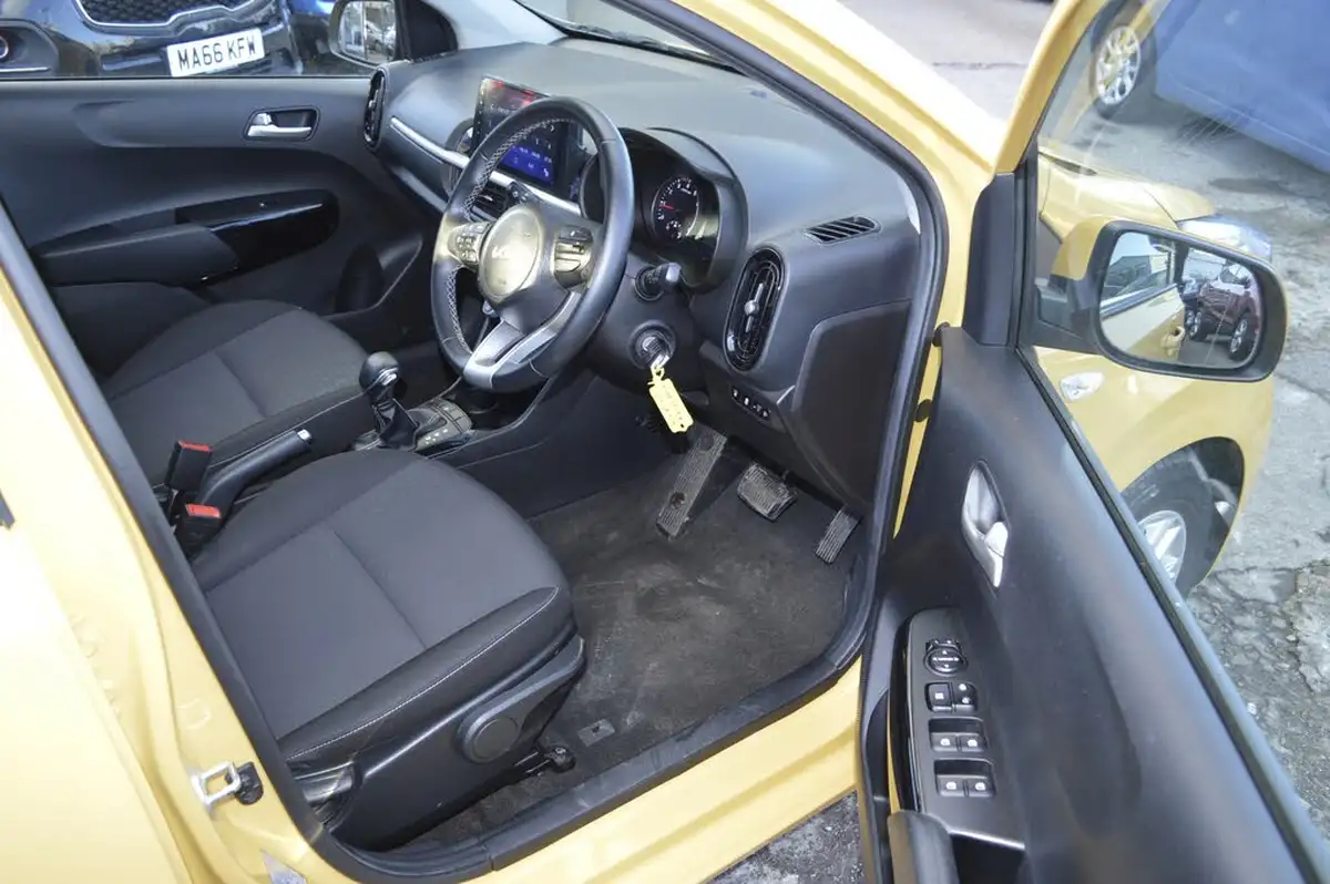 2021-kia-picanto-10-2-auto-seq-big-13