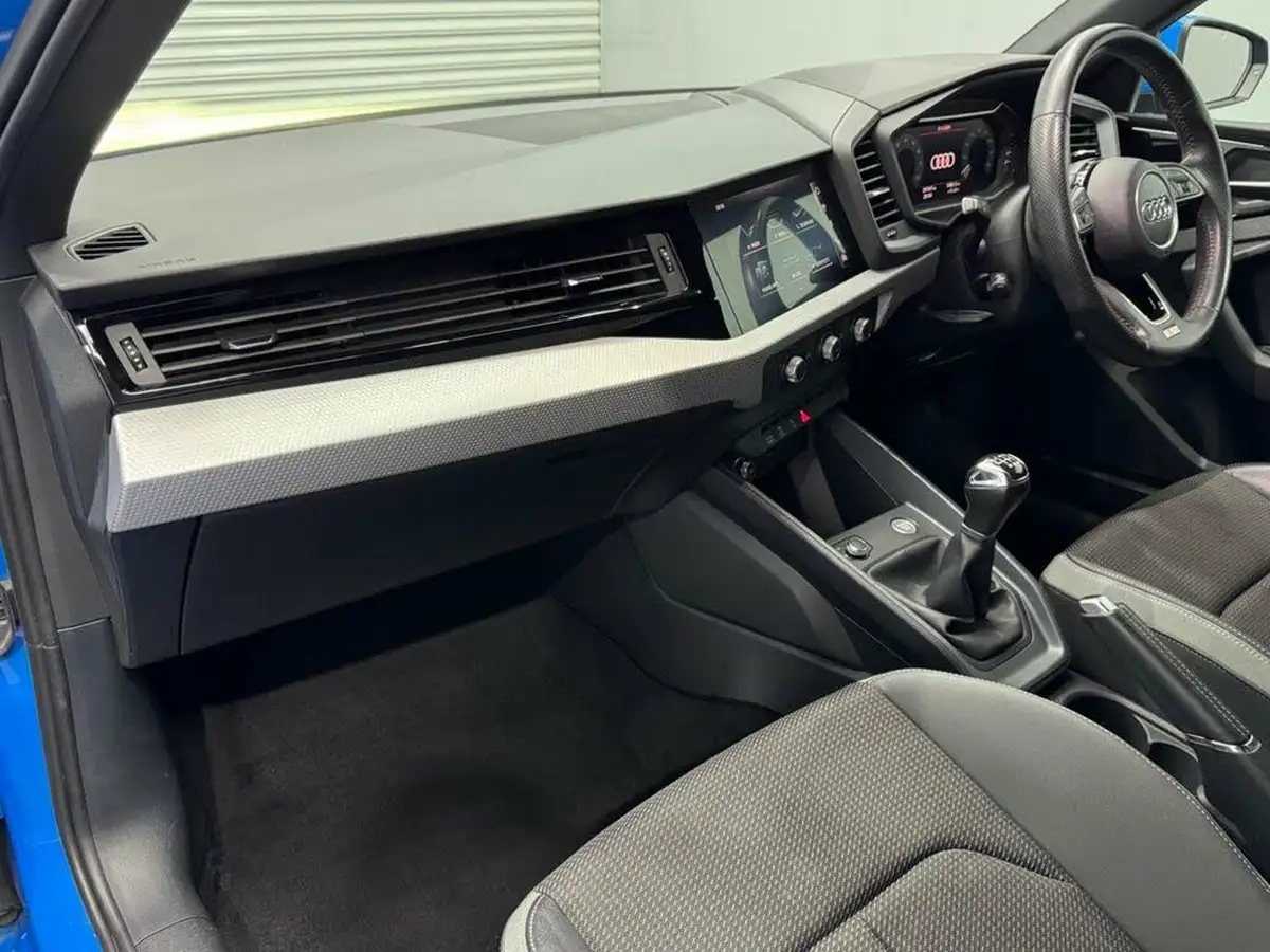 2019-audi-a1-10-30-tfsi-s-line-ss-big-23