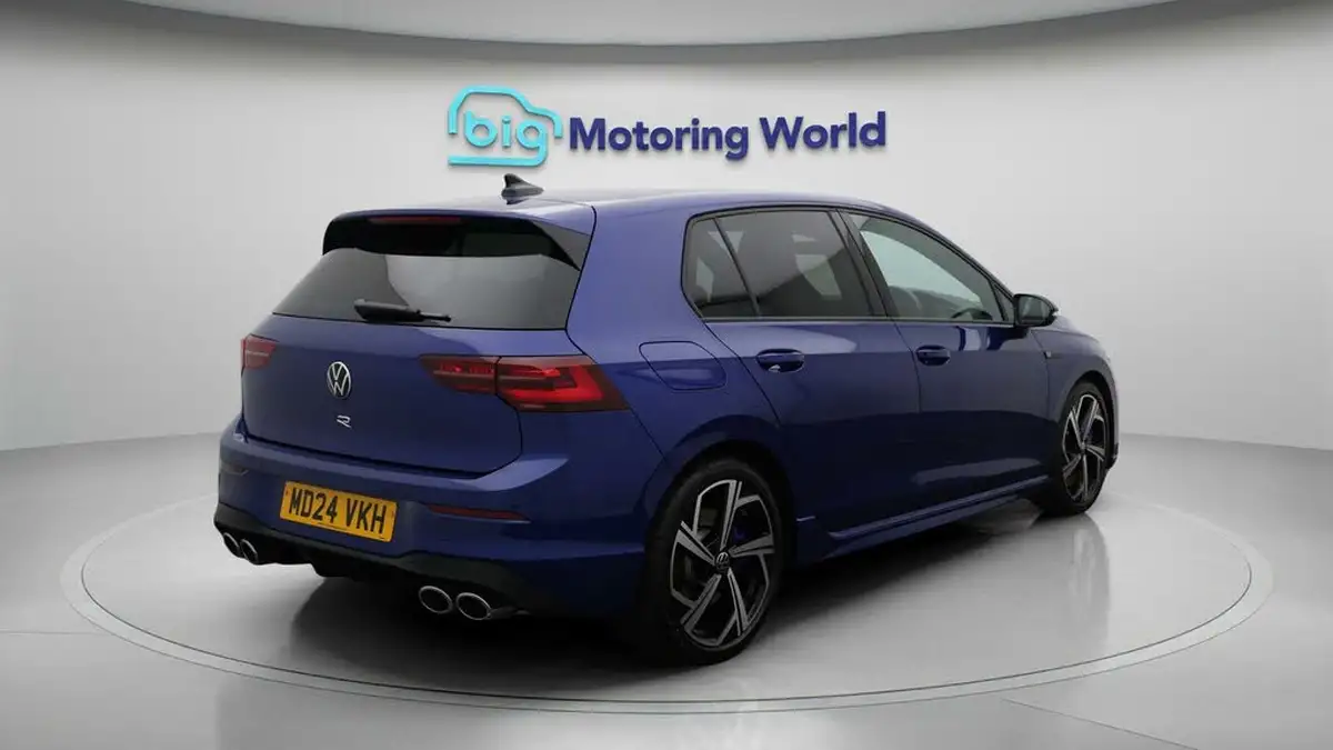 2024-volkswagen-golf-20-tsi-r-320ps-hatchback-big-7