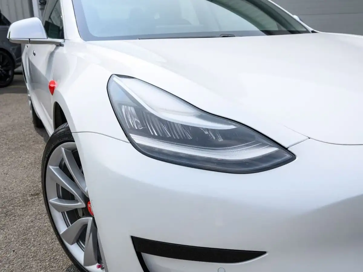 2020-tesla-model-3-e-standard-plus-big-7