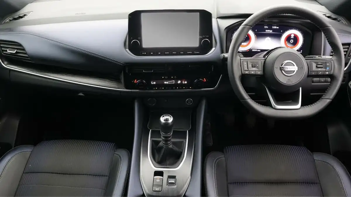 2021-nissan-qashqai-13-dig-t-tekna-140ps-big-13
