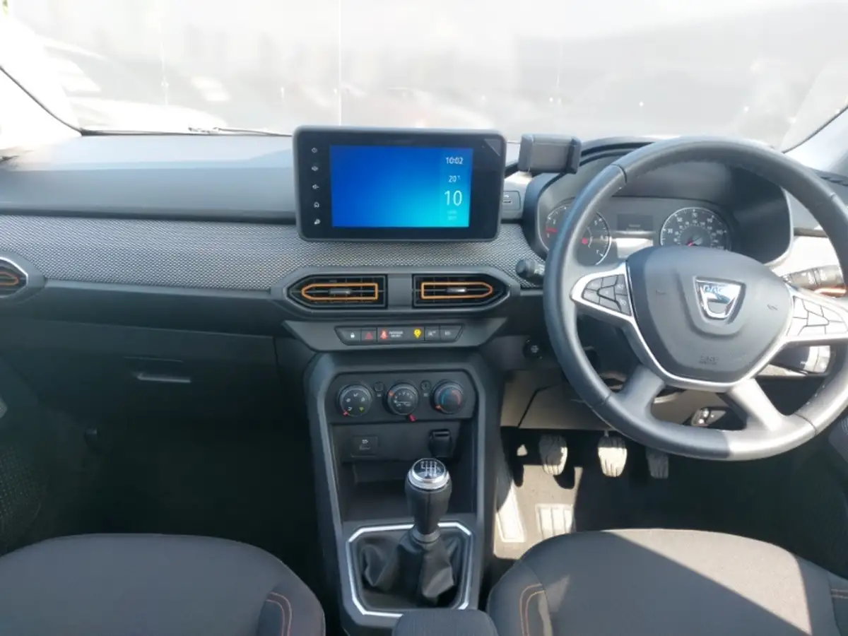 2021-cupra-formentor-15-tsi-v2-big-2