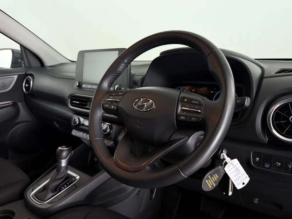 2021-hyundai-kona-16-gdi-se-connect-big-14
