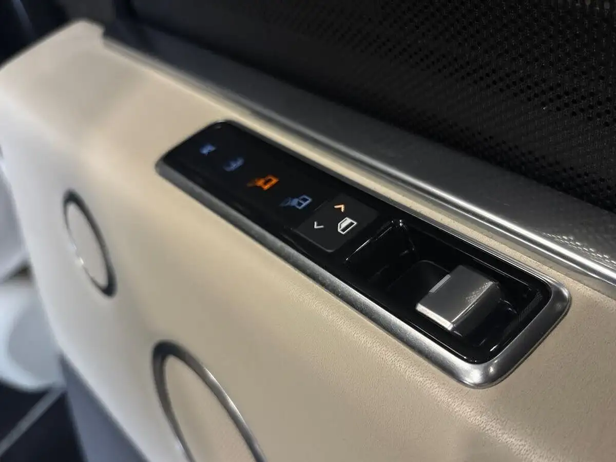 2019-land-rover-range-rover-50v8-sc-autobiography-lwbss-big-46