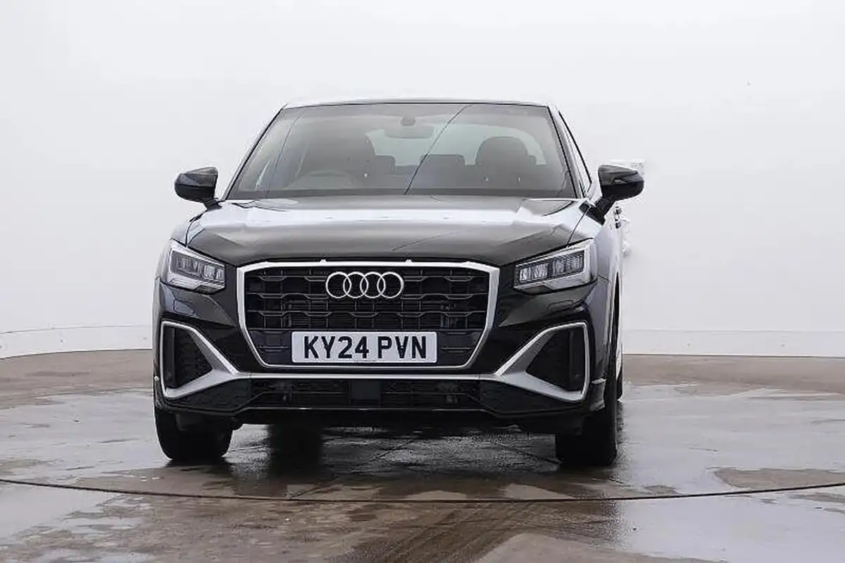 2024-audi-q2-15-35-tfsi-s-line-tronic-big-7