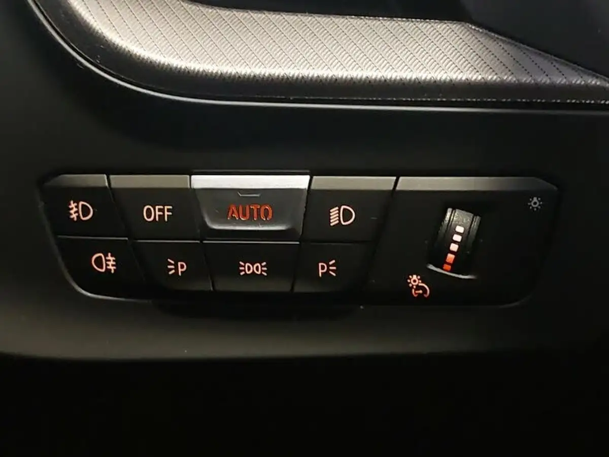2024-bmw-1-series-15-118i-m-sport-lcp-big-16