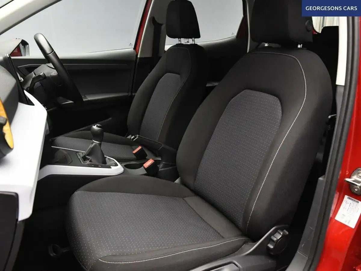 2022-seat-arona-10-tsi-evo-se-technology-big-13