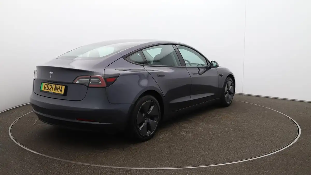 2021-tesla-model-3-e-standard-plus-big-54