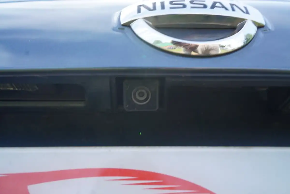 2012-nissan-juke-16-tekna-16v-1598cc-big-16