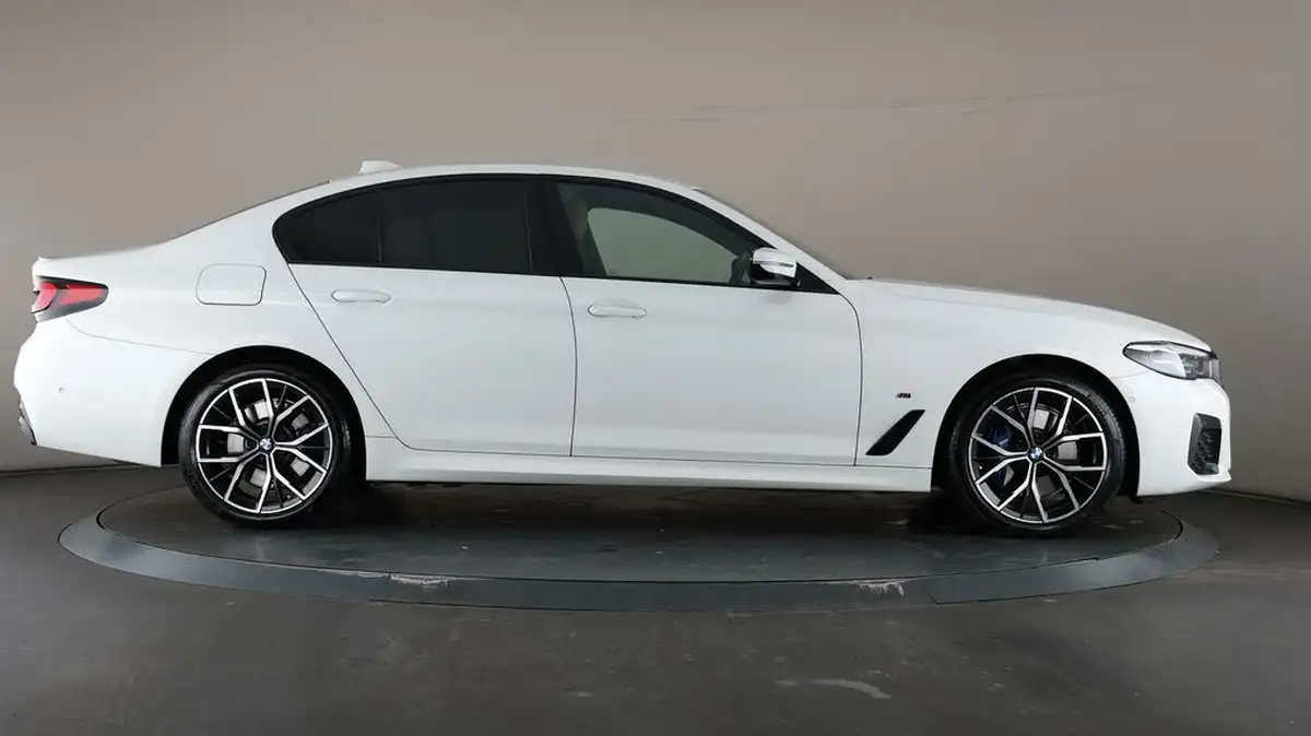 2021-bmw-5-series-20-530e-xdrive-m-sport-saloon-4d-big-54