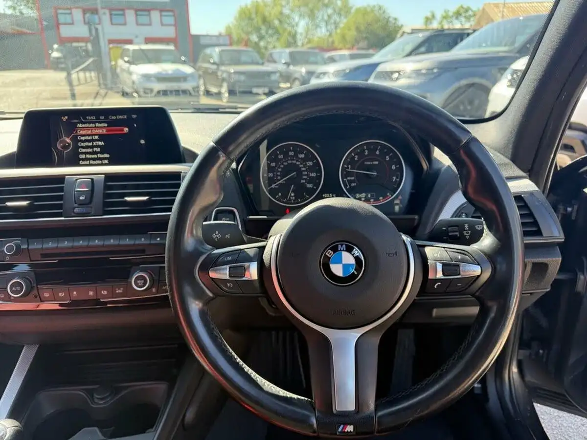 2016-bmw-1-series-30-m140i-5d-2979cc-big-16