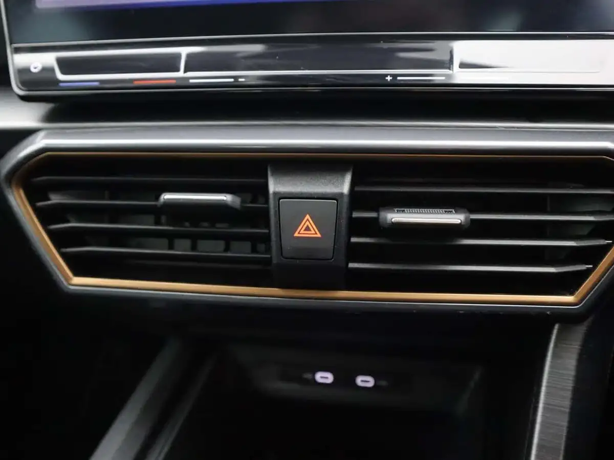 2024-cupra-leon-nf-15-tsi-v1-hatchback-big-27