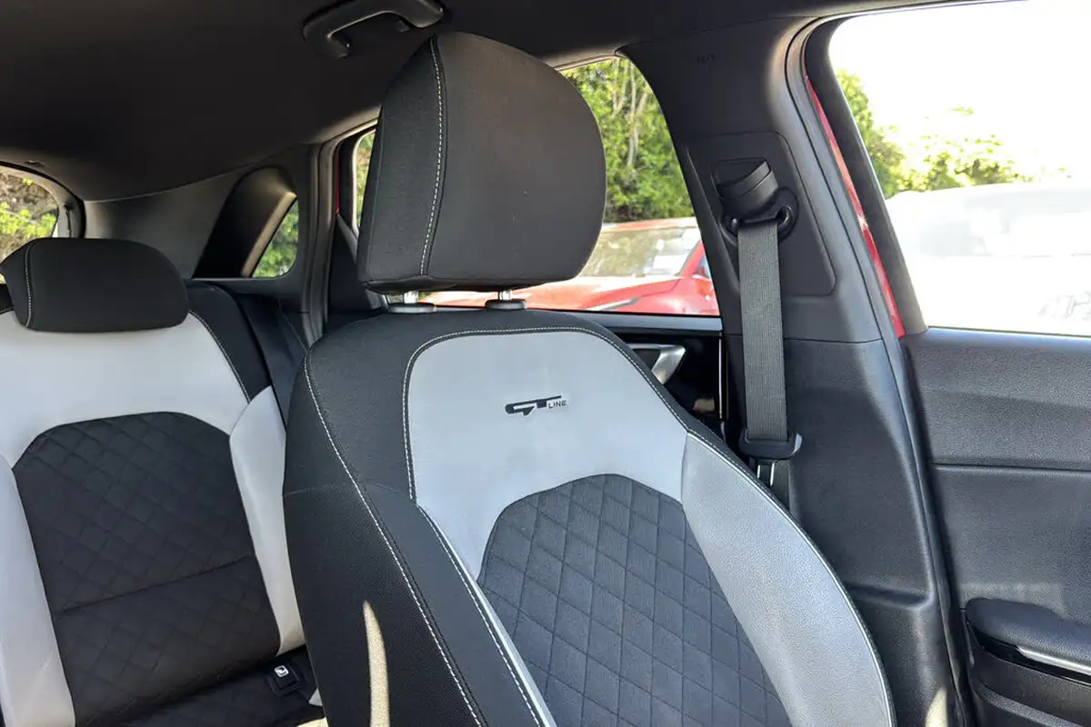 2021-kia-ceed-15-t-gdi-gt-line-big-32