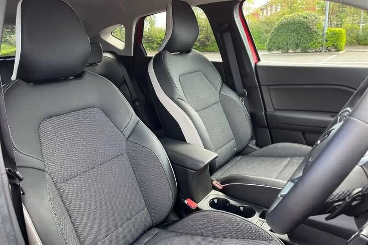 2022-renault-captur-13-tce-se-edition-edc-auto-big-22