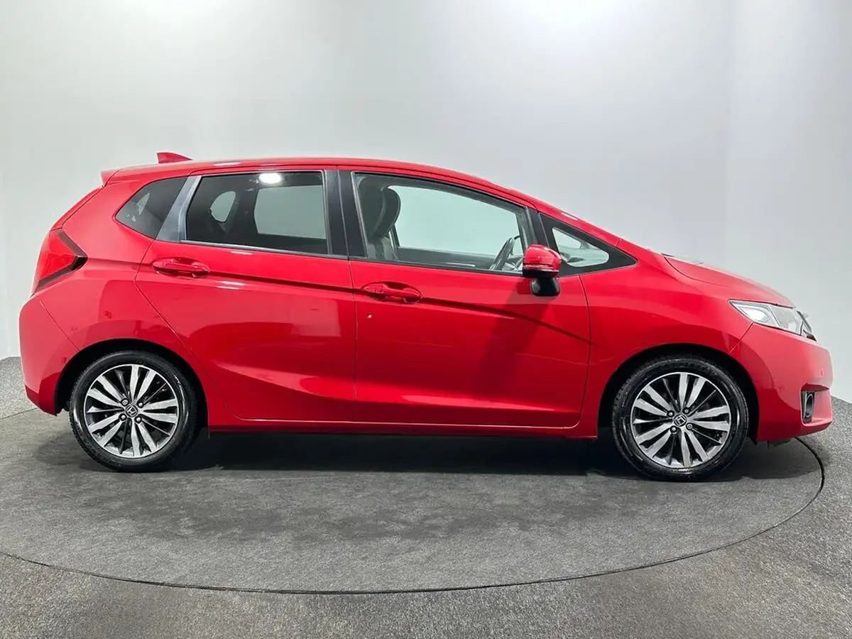 2016-honda-jazz-13-i-vtec-ex-cvt-big-8