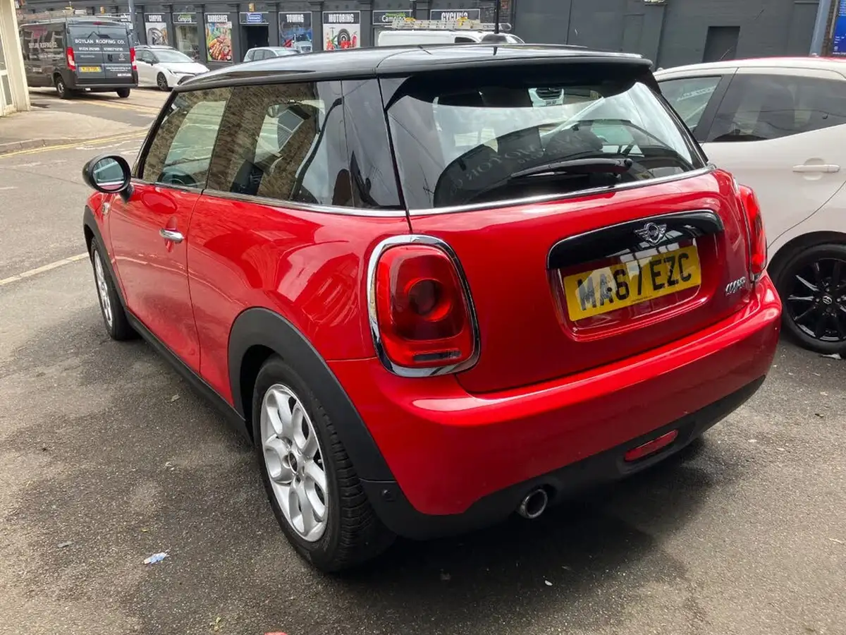 2017-mini-cooper-15-cooper-ss-hatchback-3d-big-4