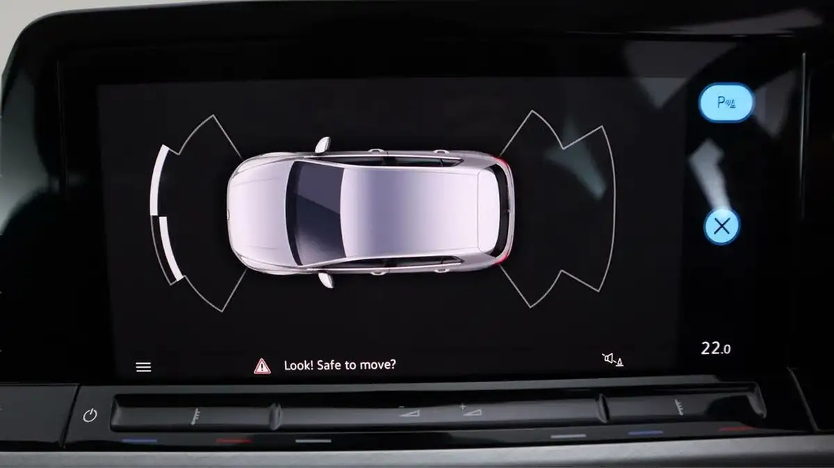 2022-volkswagen-golf-15-tsi-life-130ps-hatchback-big-22