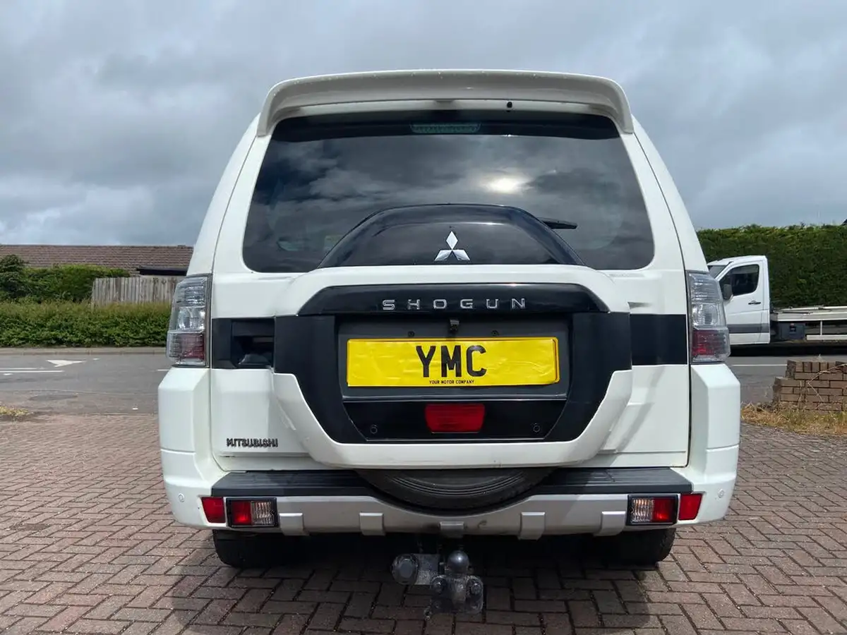 2016-mitsubishi-shogun-32td-sg4-187bhp-big-8
