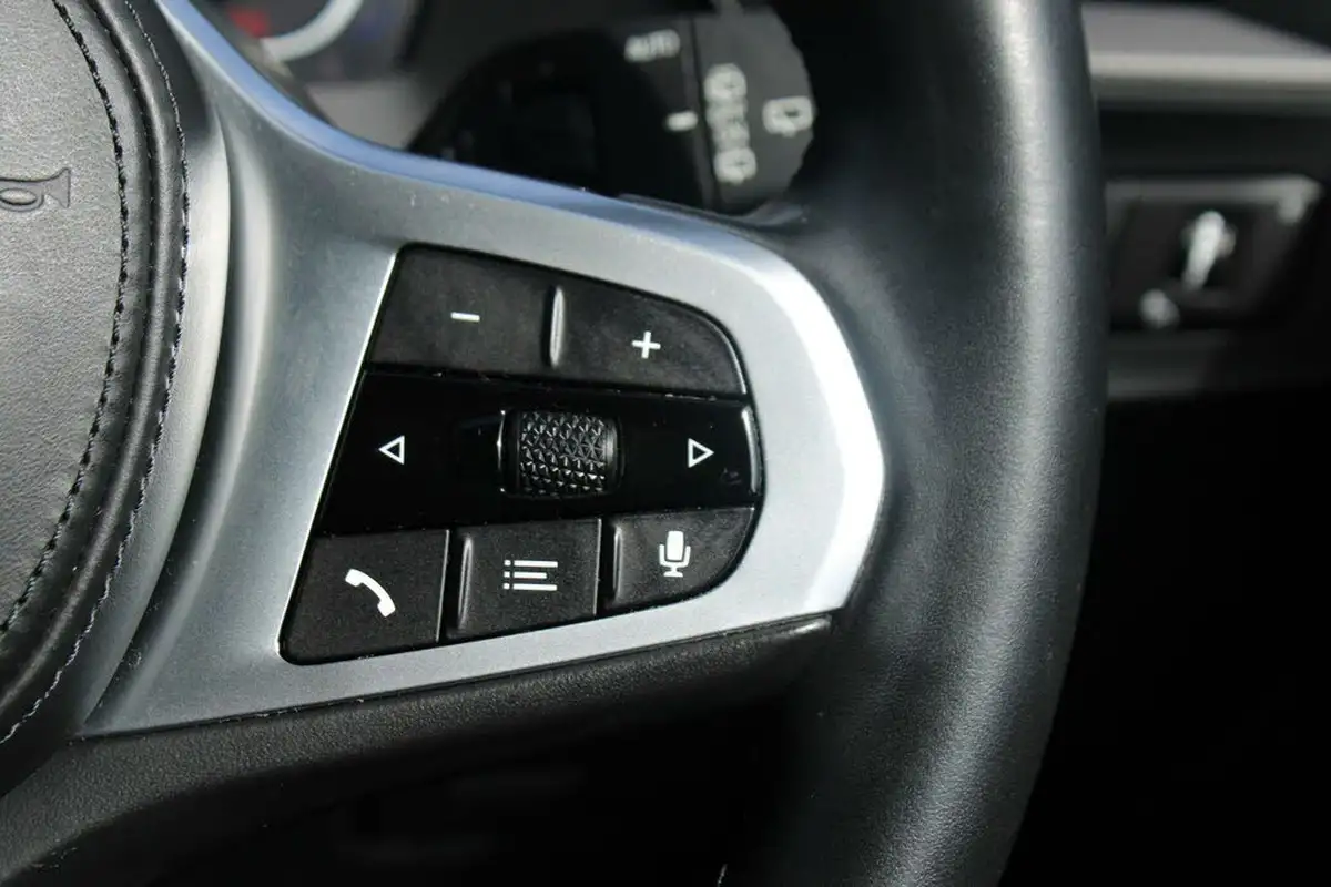 2021-bmw-1-series-15-118i-m-sport-lcp-dct-big-25