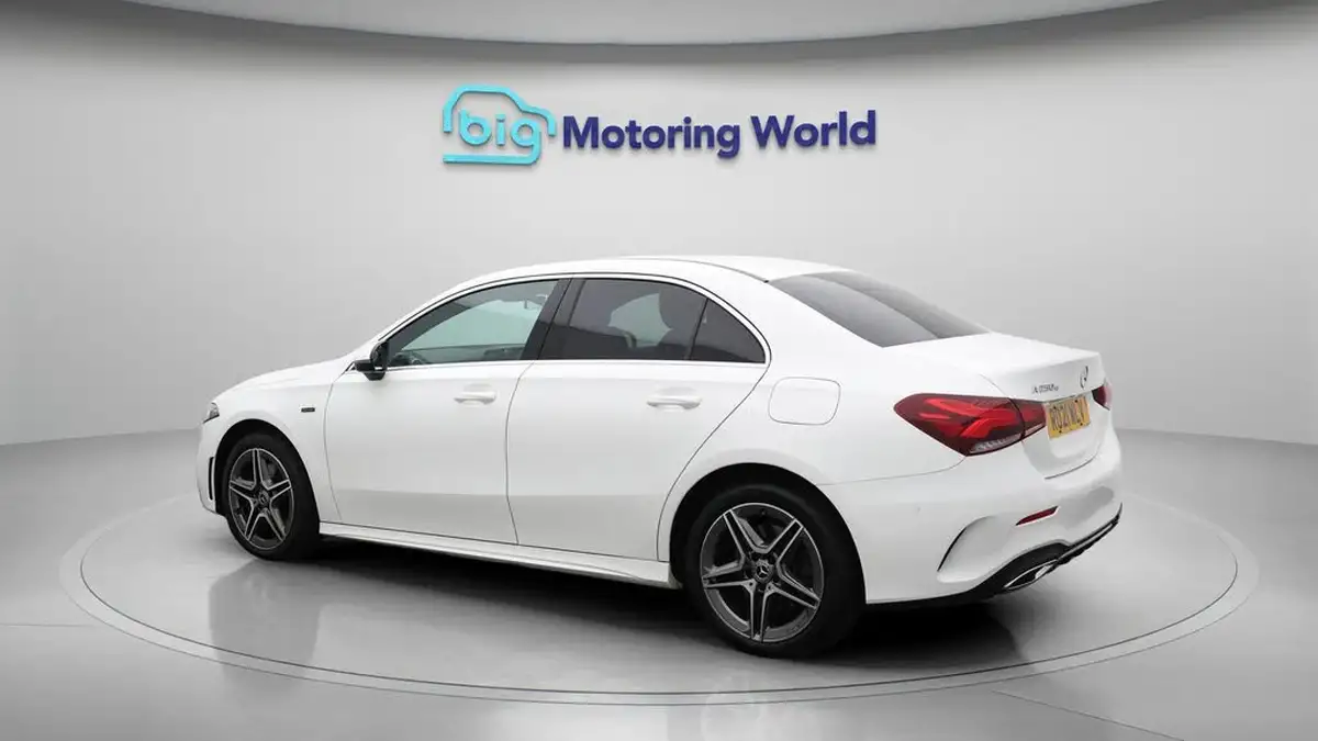 2021-mercedes-benz-a-class-13-a250e-amg-line-executive-saloon-4d-big-5
