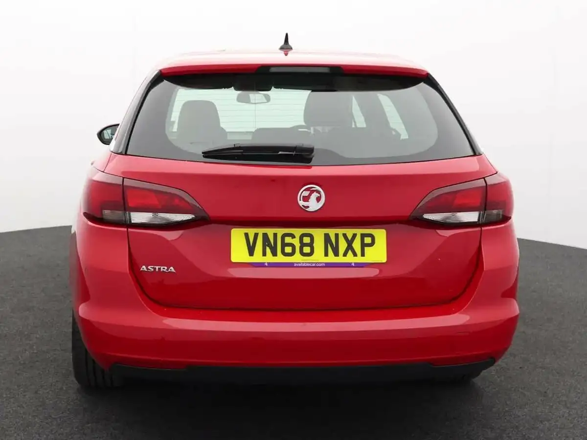 2019-vauxhall-astra-16cdti-elite-nav-136ps-ss-blueinjection-sport-tourer-auto-big-3