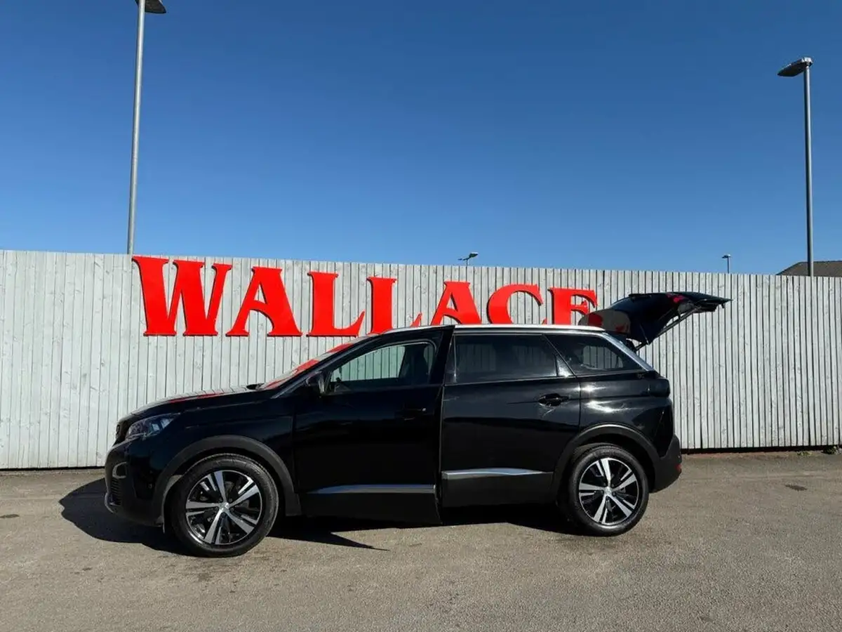 2020-peugeot-5008-suv-12-puretech-allure-big-3