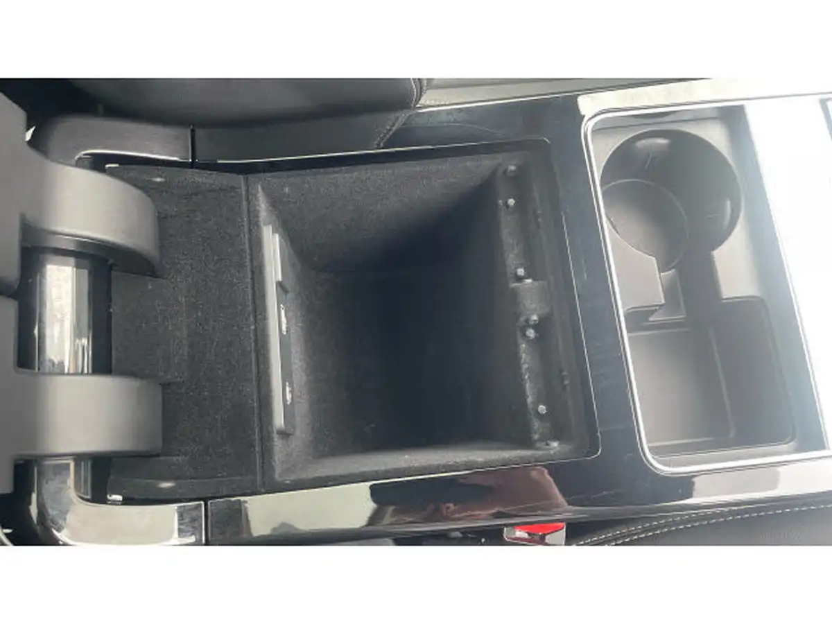 2022-land-rover-range-rover-velar-20-d200-velar-big-41