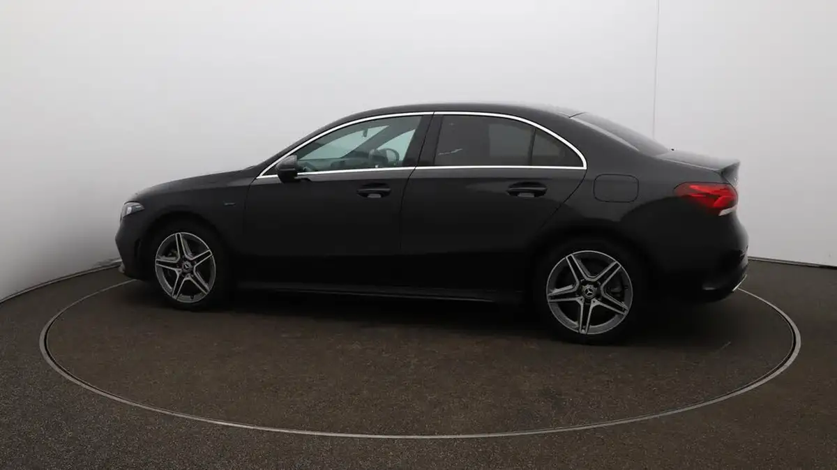 2020-mercedes-benz-a-class-13-a250e-amg-line-saloon-4d-big-57