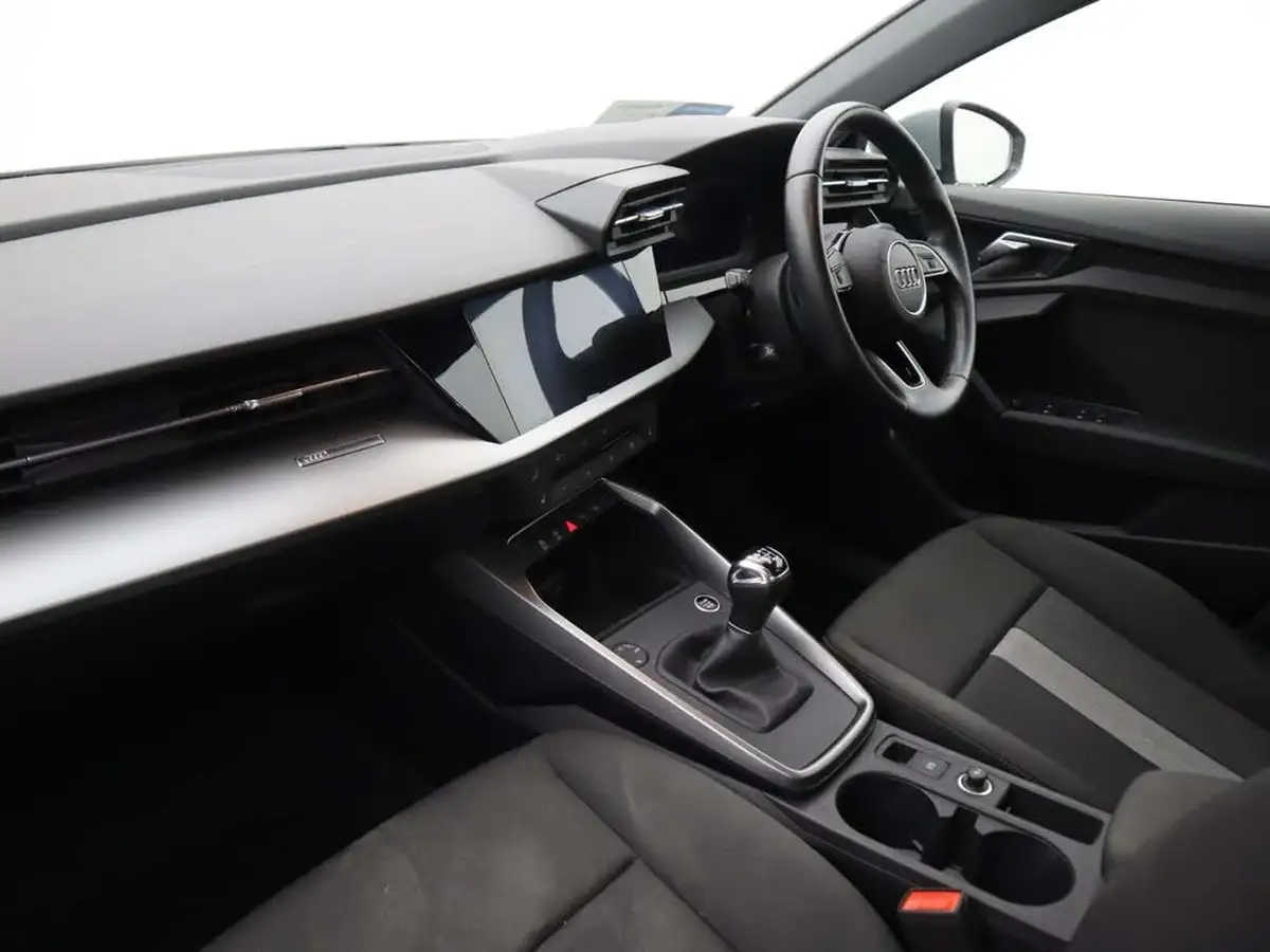 2021-audi-a3-15-35-tfsi-technik-big-12