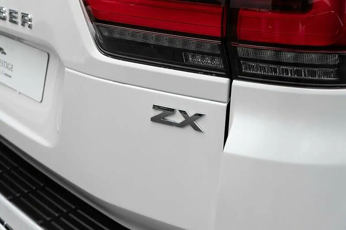 2023-toyota-land-cruiser-big-33