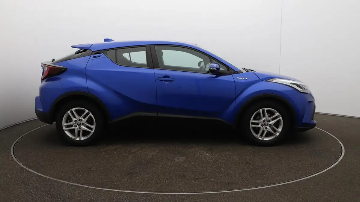 2020-toyota-c-hr-18-vvt-i-icon-big-50