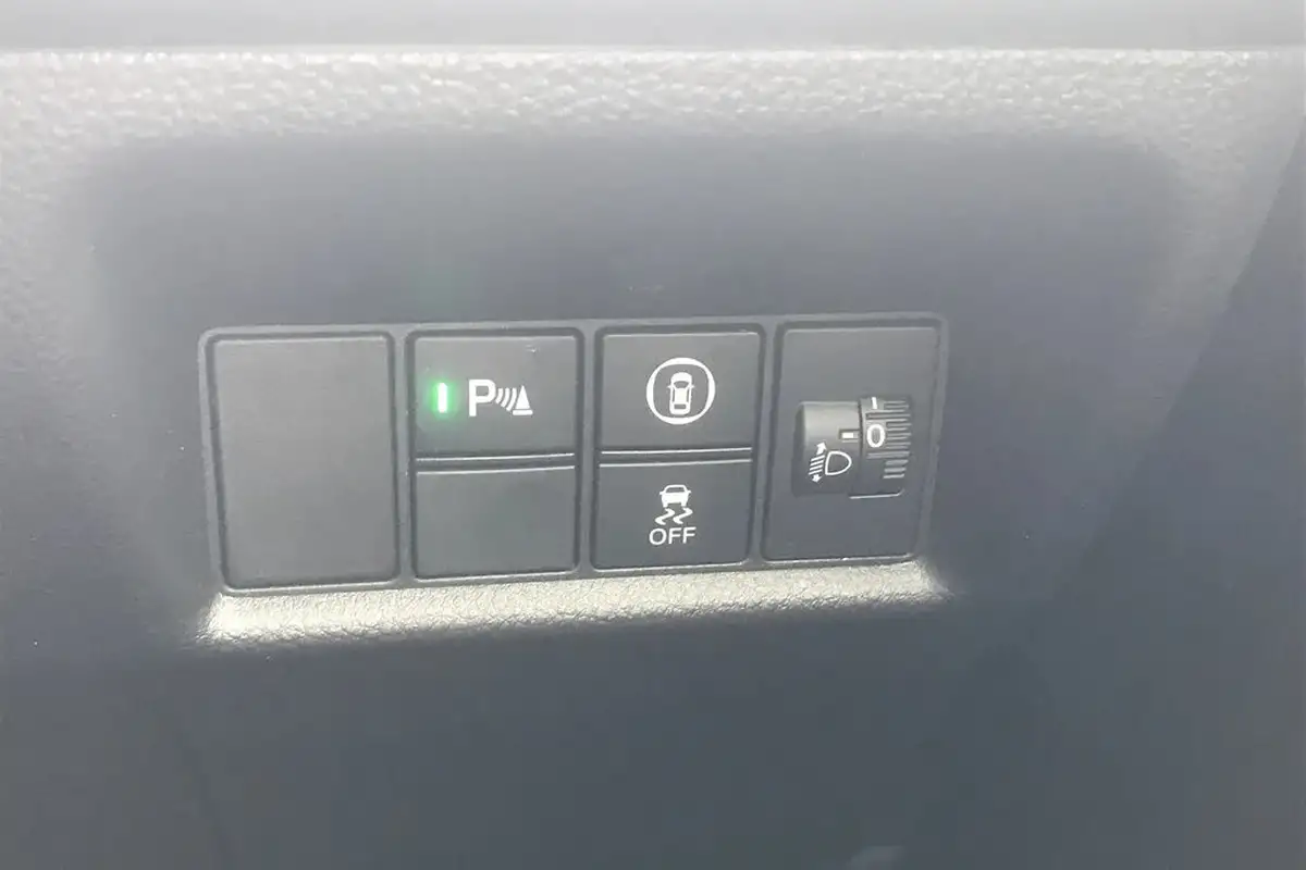 2021-honda-jazz-15-i-mmd-ex-107ps-big-21