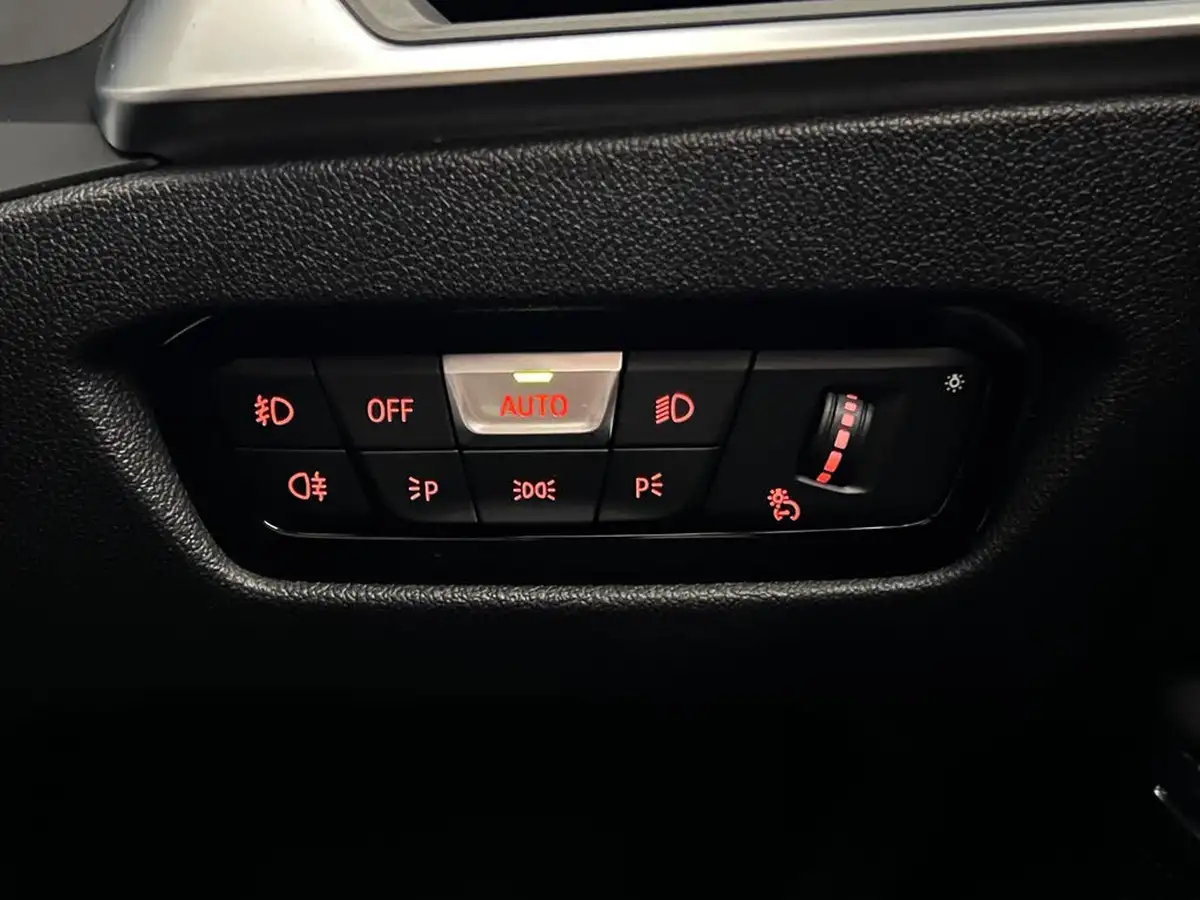 2019-bmw-3-series-20td-320d-xdrive-se-190bhp-saloon-4d-sport-big-27