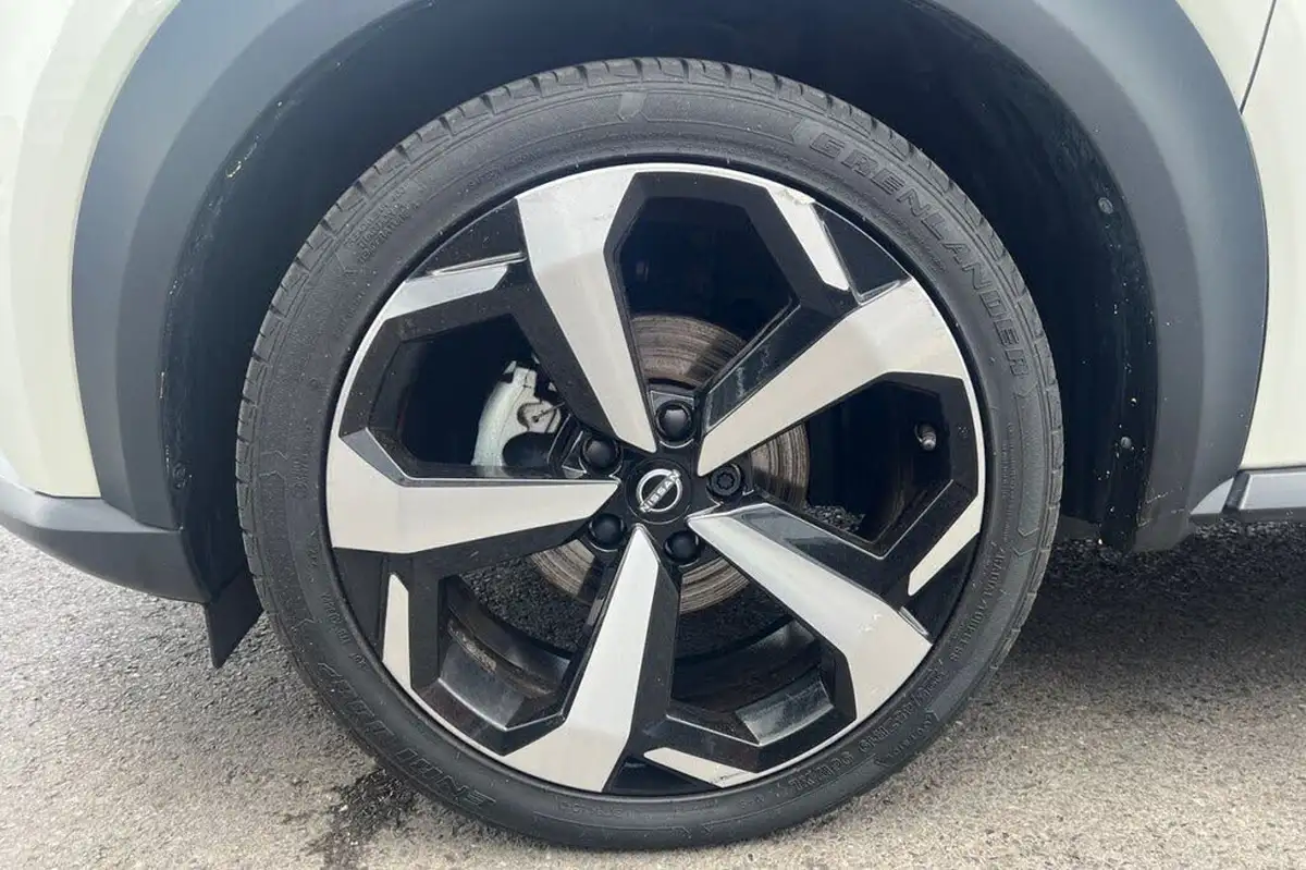 2022-nissan-juke-16-hybrid-tekna-big-31